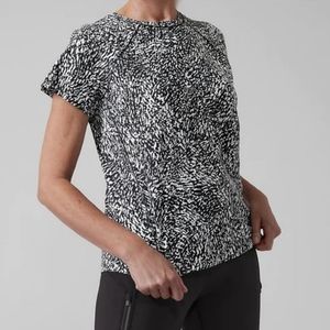 ATHLETA TOP Black n White ⚫️⚪️